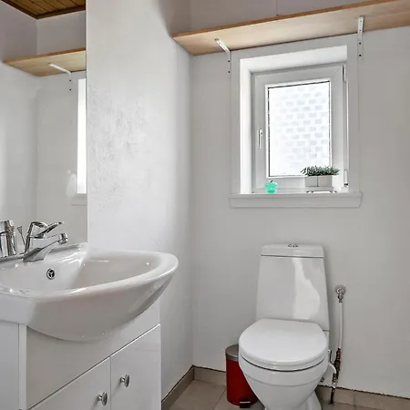 3 Bedroom Awesome In *