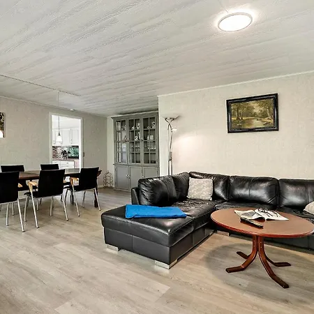 Holiday home 3 Bedroom Awesome In *