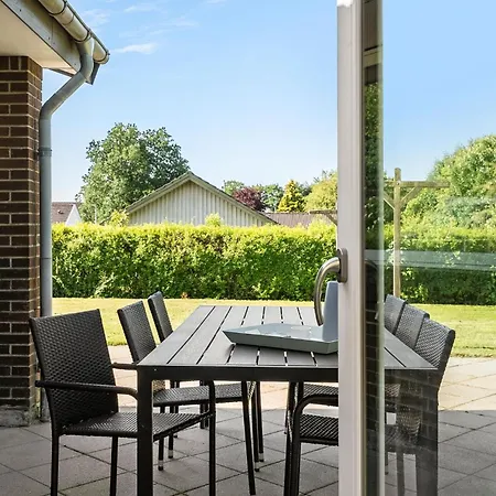 Holiday home 3 Bedroom Awesome In *